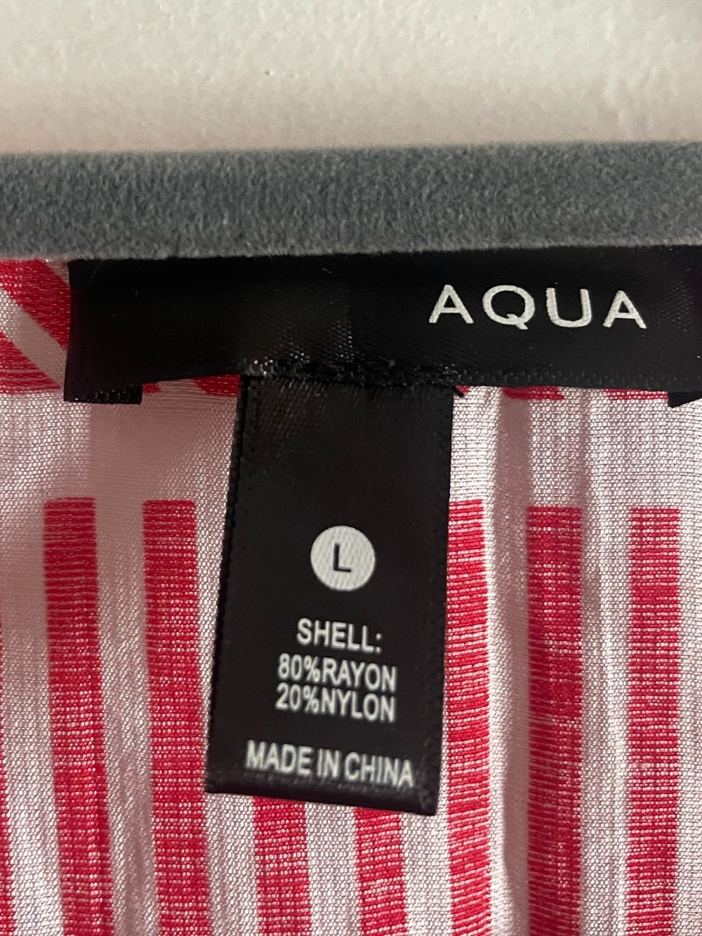 Aqua Puff Sleeve Red and White Striped Tiered V-Neck Mini Dress. Pre-Owned. - Picture 6 of 10